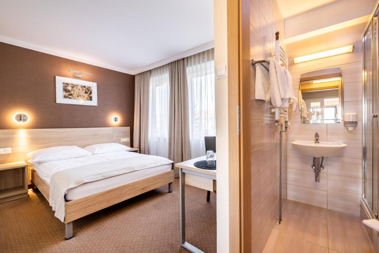Hotel Lesny 비아위스토크 외부 사진