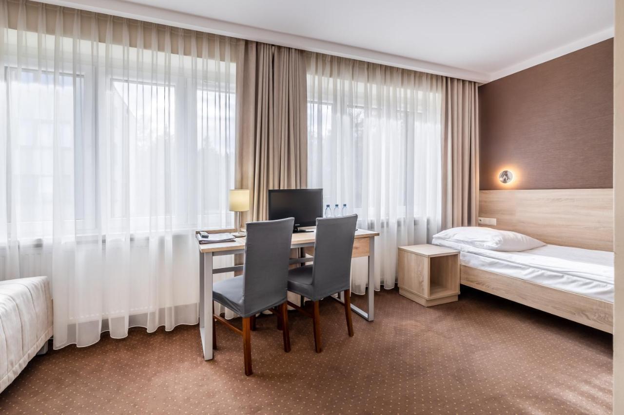 Hotel Lesny 비아위스토크 외부 사진