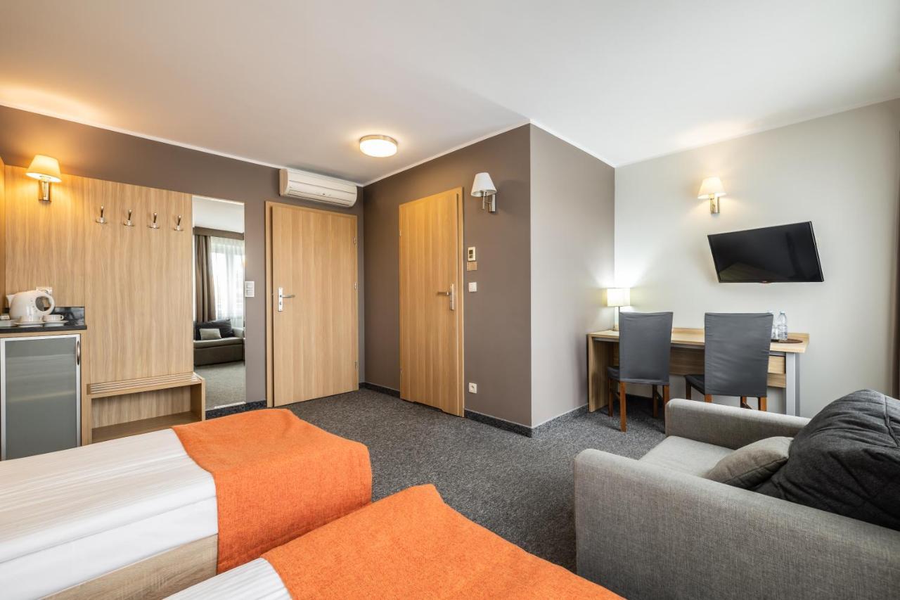 Hotel Lesny 비아위스토크 외부 사진