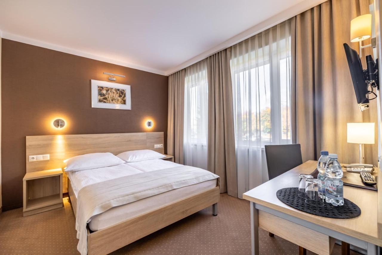 Hotel Lesny 비아위스토크 외부 사진