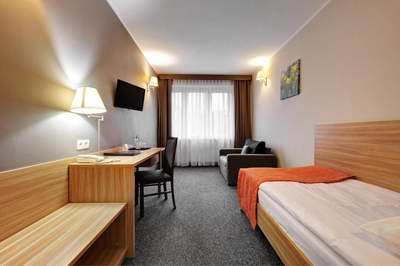 Hotel Lesny 비아위스토크 외부 사진