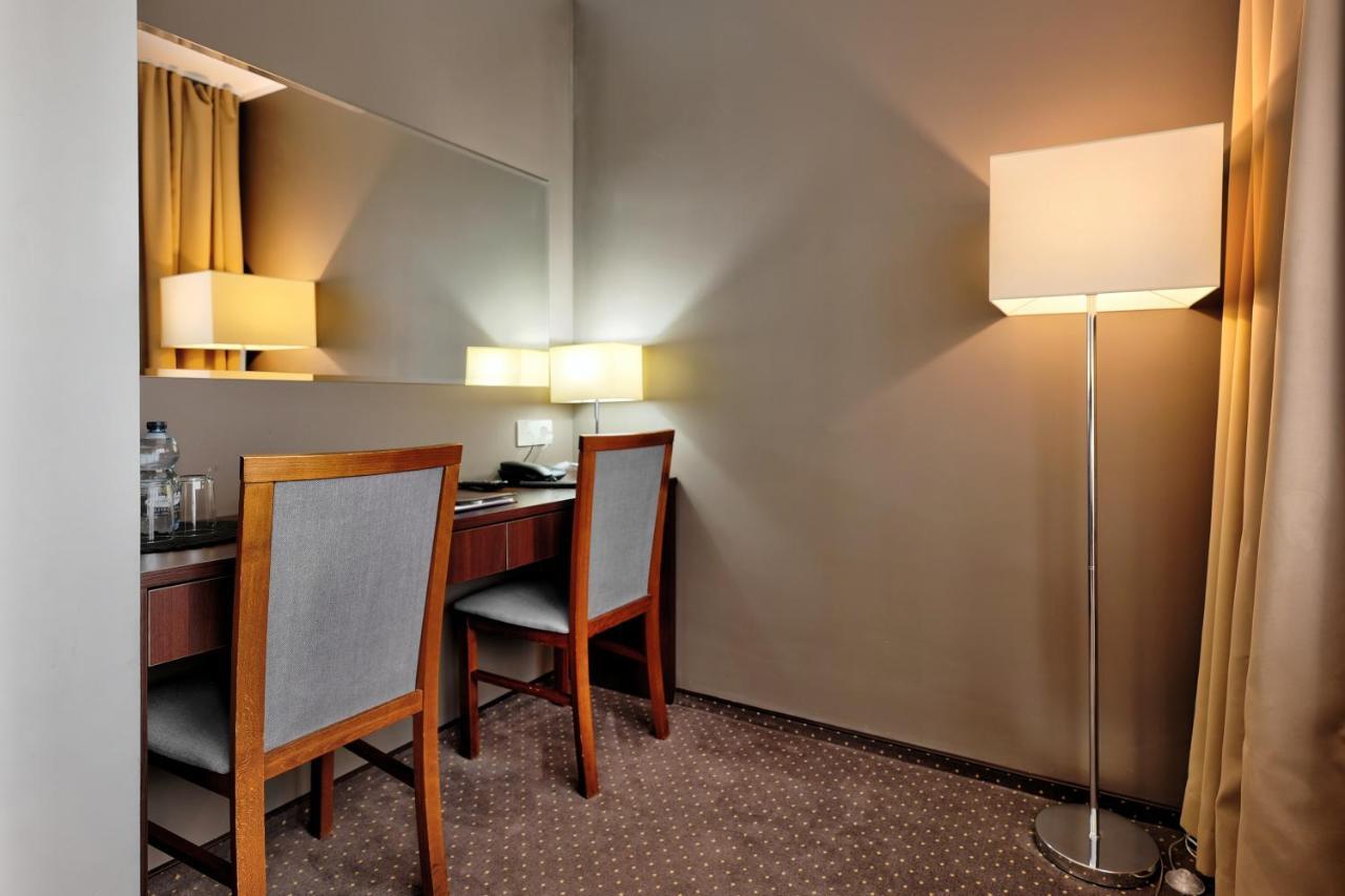 Hotel Lesny 비아위스토크 외부 사진