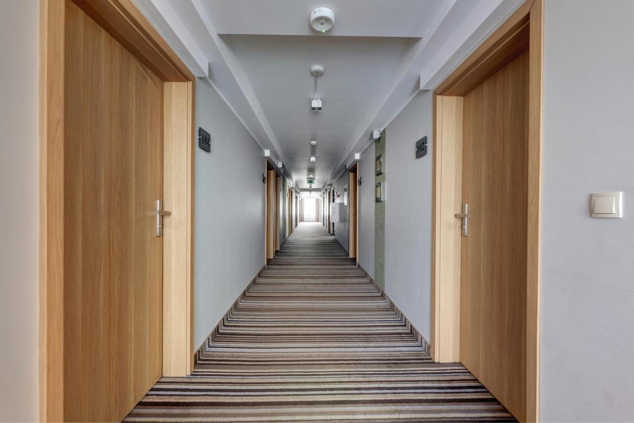 Hotel Lesny 비아위스토크 외부 사진
